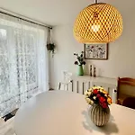 Apartment 300 Meter Walk To Lego House - 80m2 Two Bedroom With Garden - Unit B