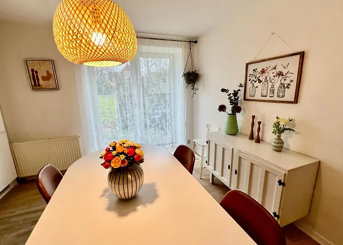 300 Meter Walk To Lego House - 80m2 Two Bedroom With Garden - Unit B 빌룬드